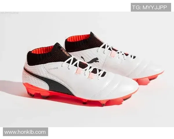 彪马足球鞋球星系列全面解析 助力顶级球员演绎精彩赛场瞬间